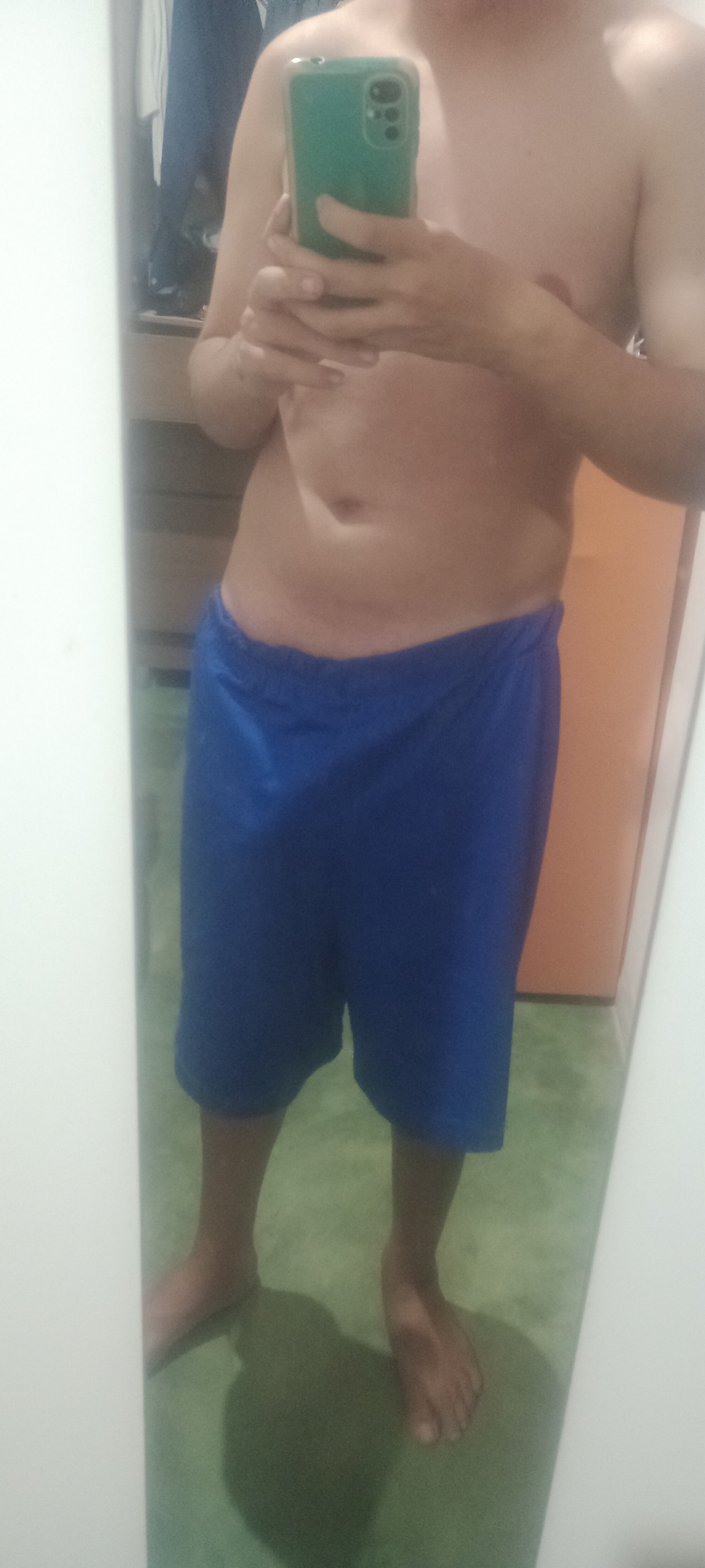 novinhotheus