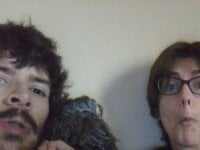 cucky_couple's Offline Chat Room