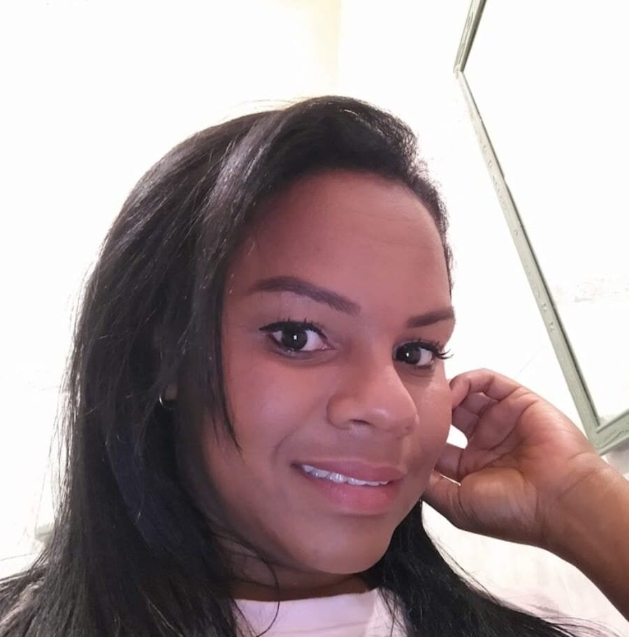 lea_shakiri webcam profile - Gabonese