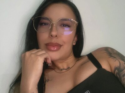 victoria_lissa 🎂 live online cam