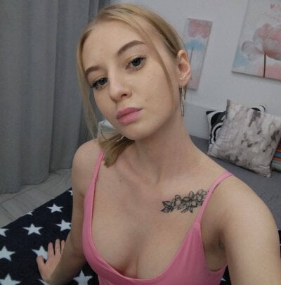 Musy_SuSie on StripChat