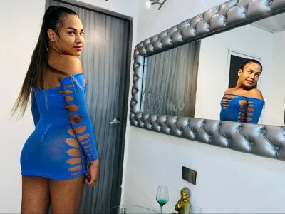 Lunaford18 Male Latina Cam Sex