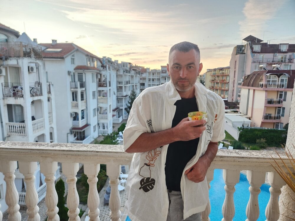 Hakfin666 offline XXX-chat