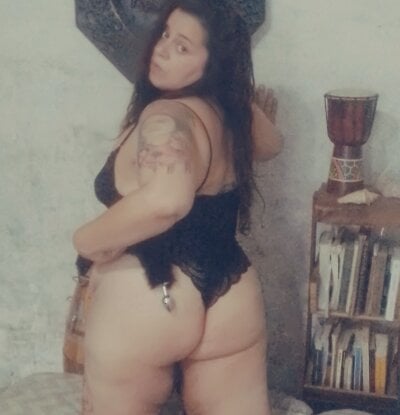 Aisha-milf