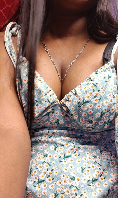 Cute__QueenLive Webcam