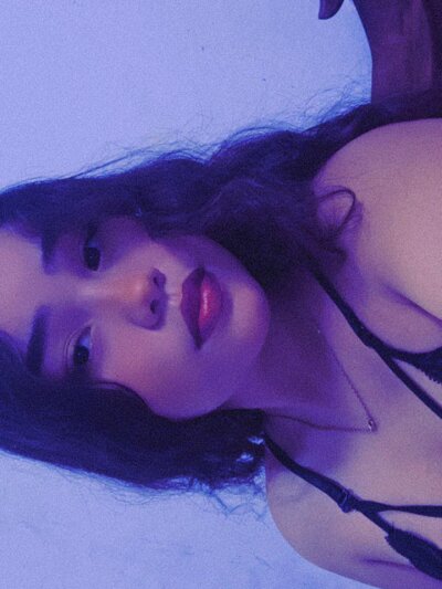 young_18 📏 free webcam