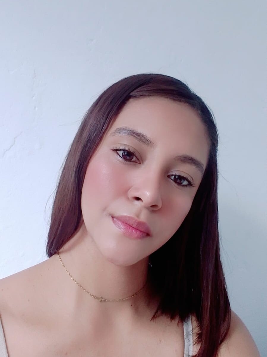roxannevalmont from stripchat