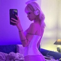 _Yolandi_ live XXX chat