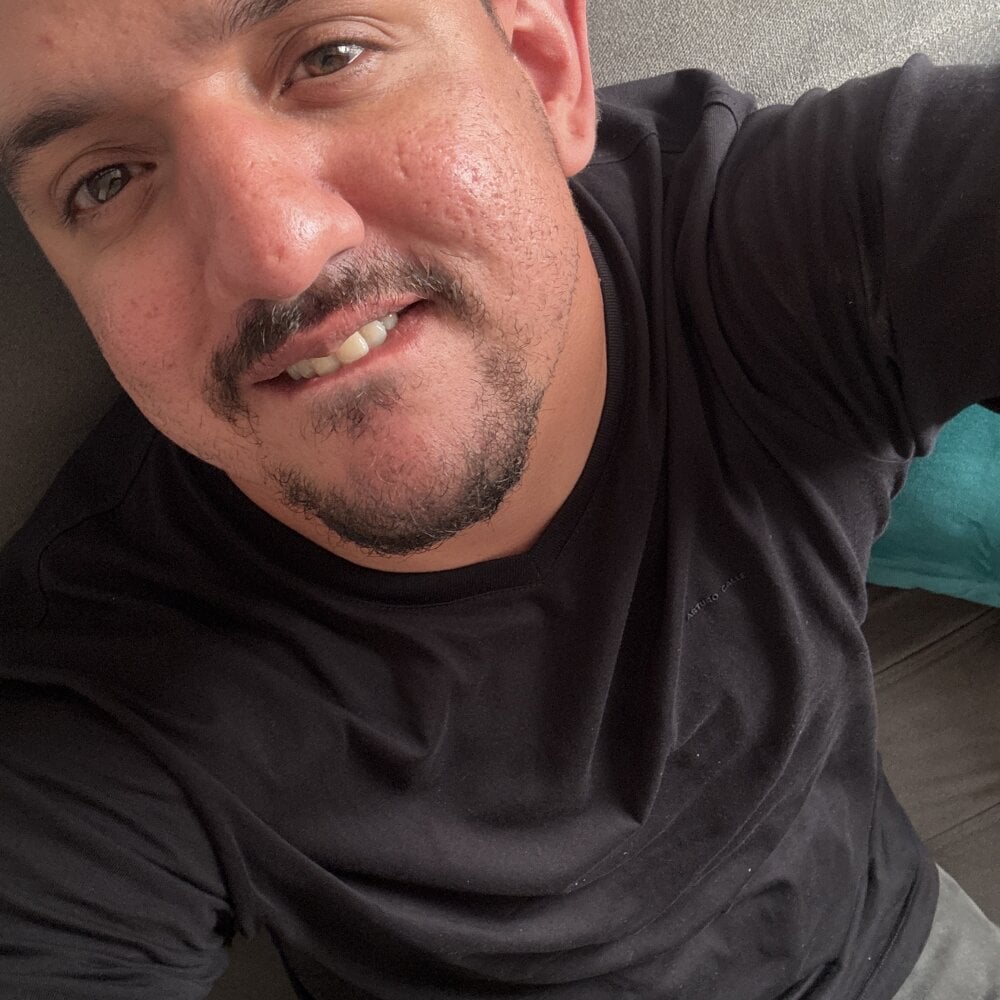 bobarthur from stripchat