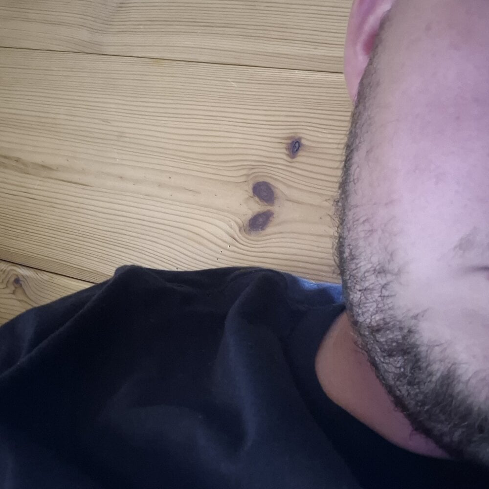 hotboyamwixxen1 from stripchat