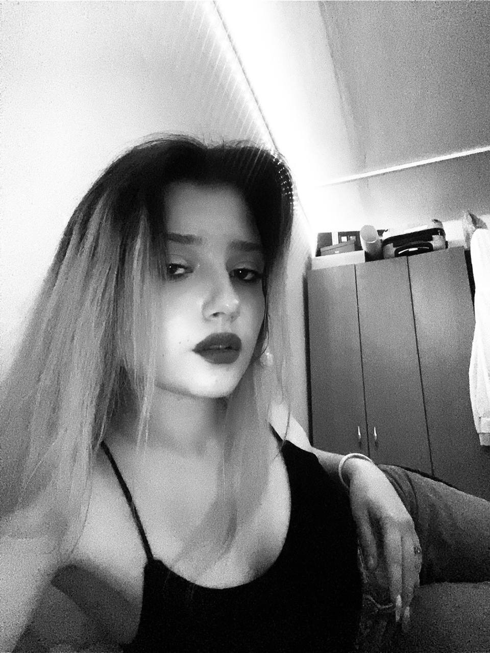 LanaPeachyy