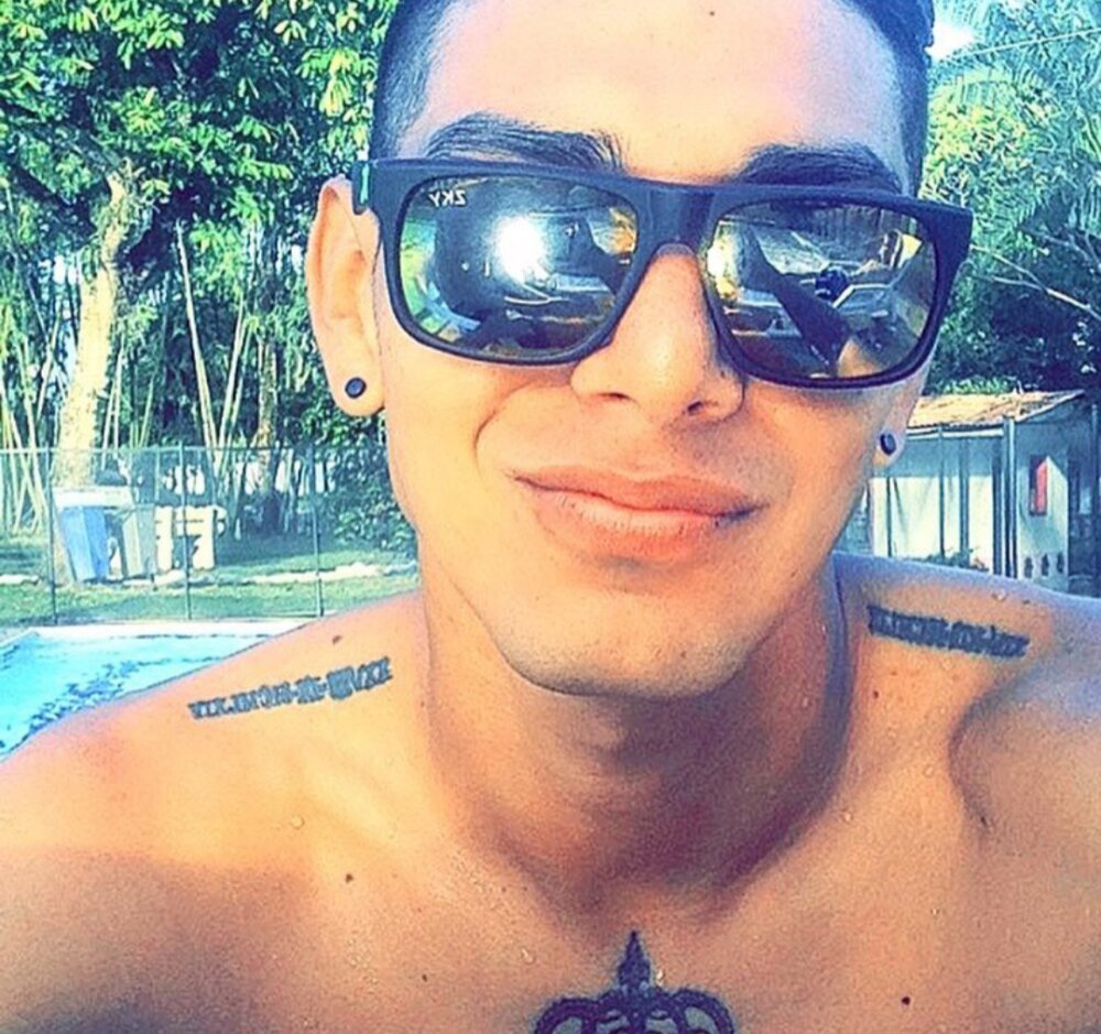 camilooo-97 from stripchat