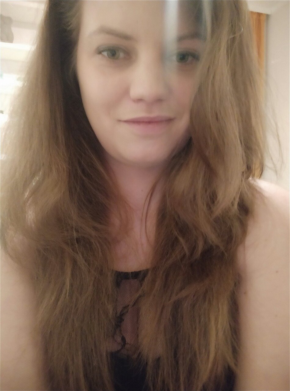 AdrianaAlone