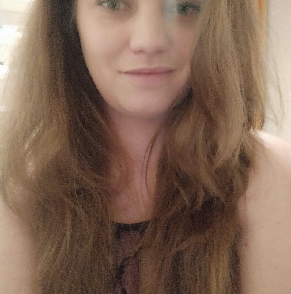 AdrianaAlone profile