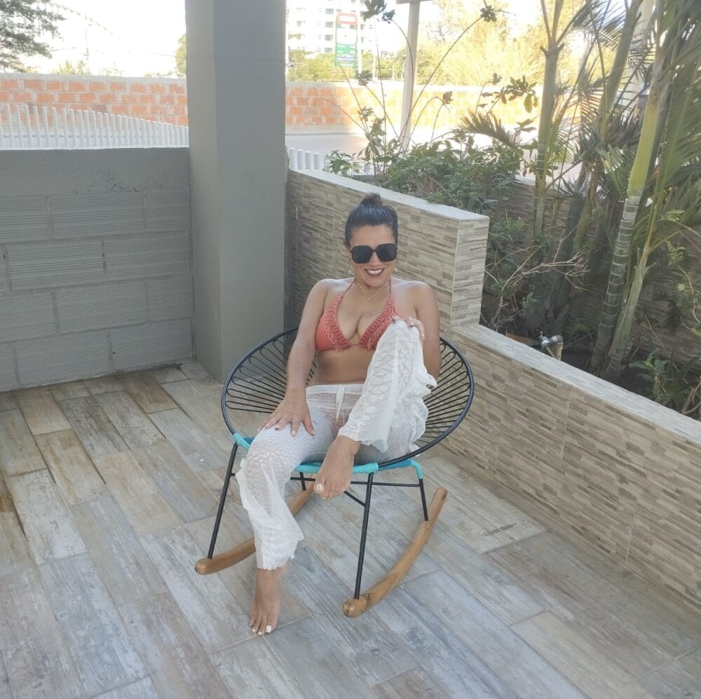 livesex.fan Marysexy73 livesex profile in colorful-hair cams
