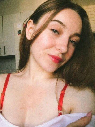 ElaineCastro 🙁 adult chat