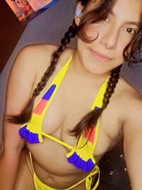 _Pocahontas_7's Live Sex Cam Show
