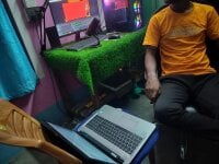 PixelPlayboy's webcam live show