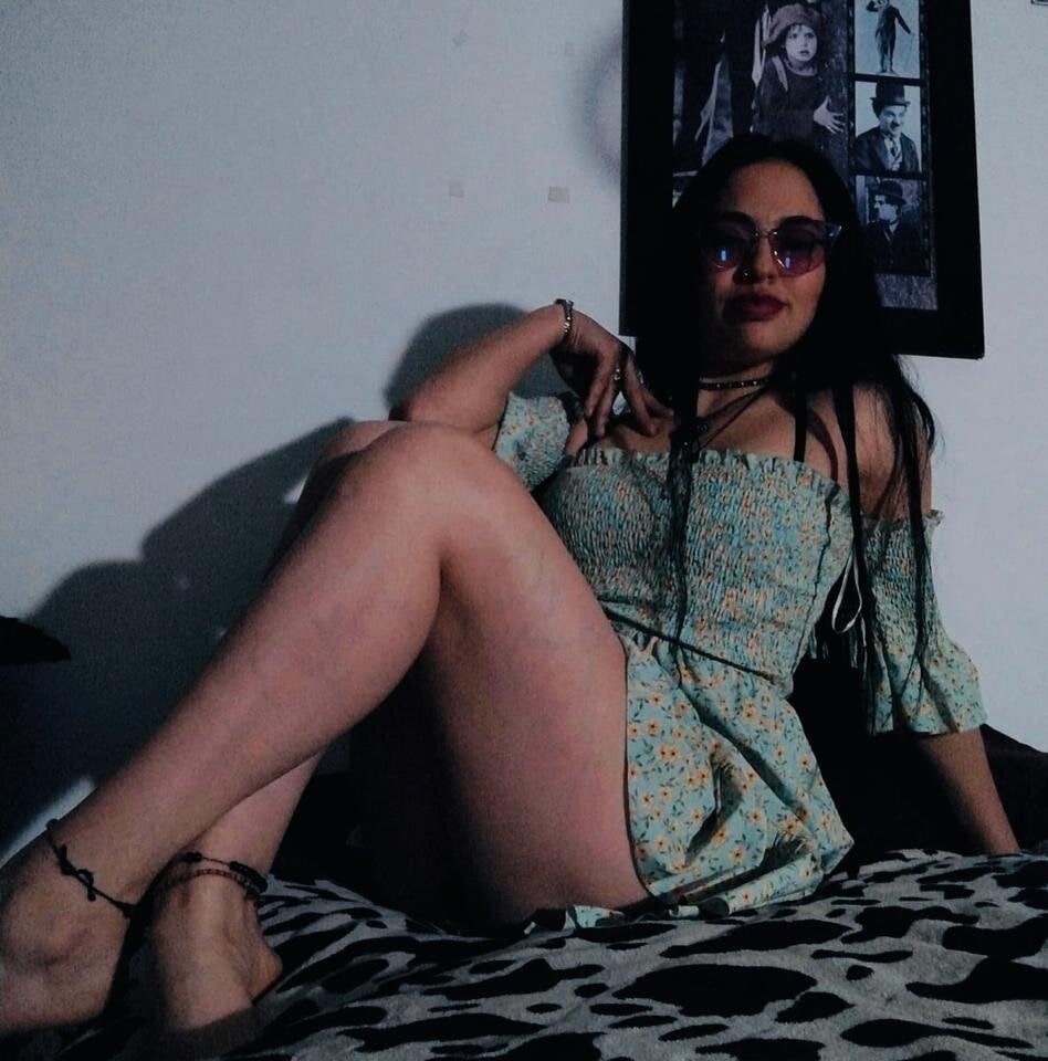 sexcityguide.com chuchii05 livesex profile in latin cams