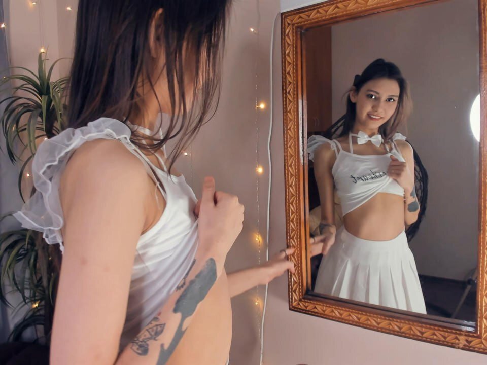 AmyWalt 🌝 free sex stream