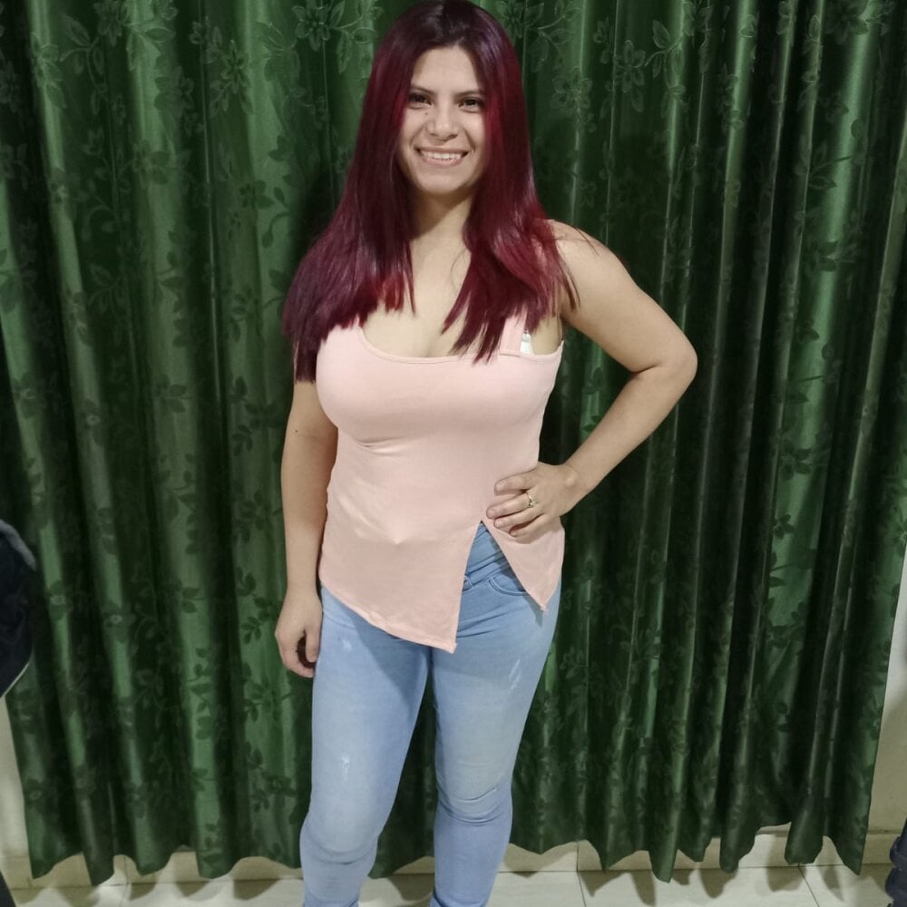 Angie_velle profile