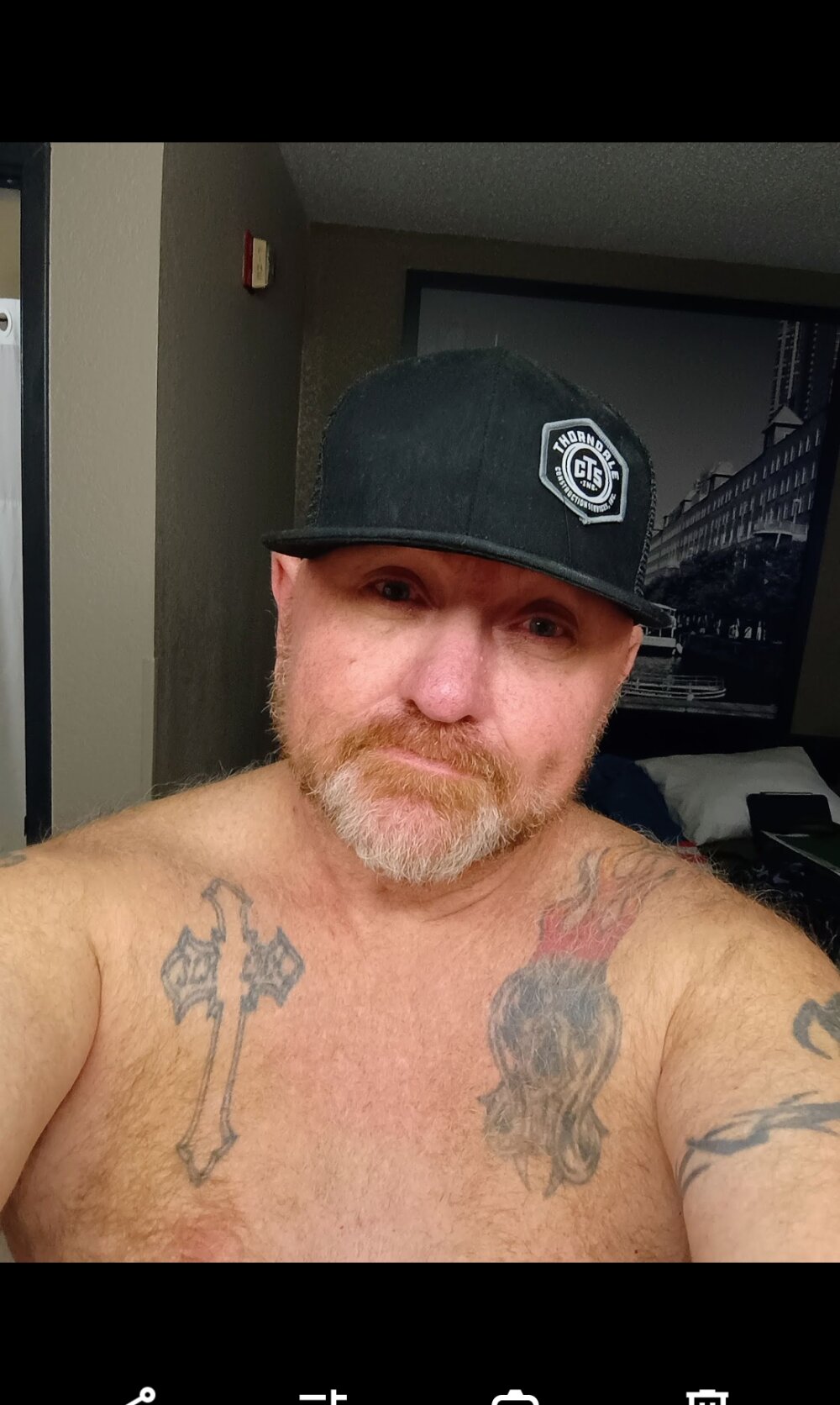 ieathairytacos74's Offline XXX Chat