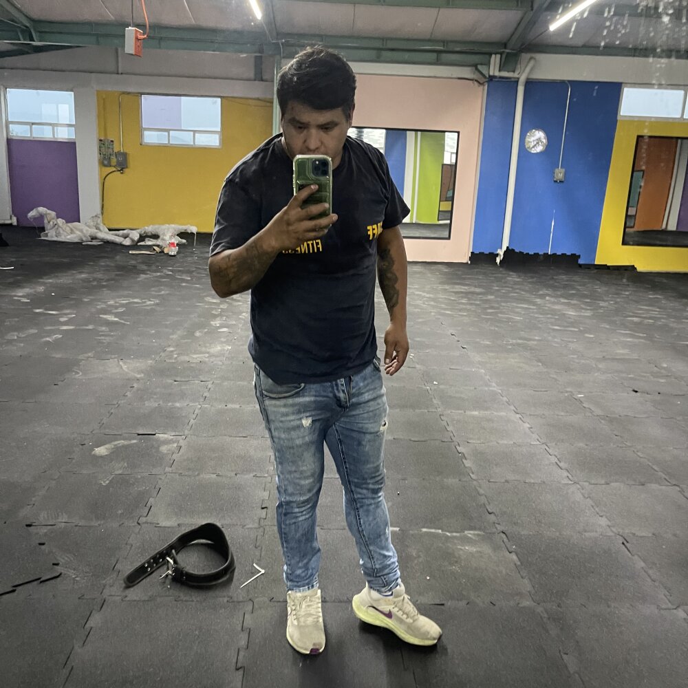 Larrycaboa93 profile