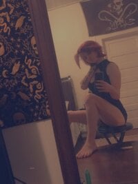 LonaRose's Offline Chat Room