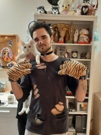 غرفة دردشة BrandonVans دون اتصال