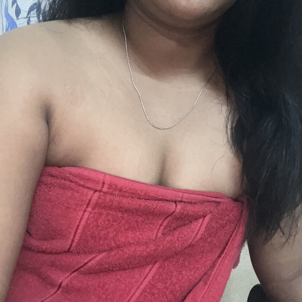 rashmi_pearl profile
