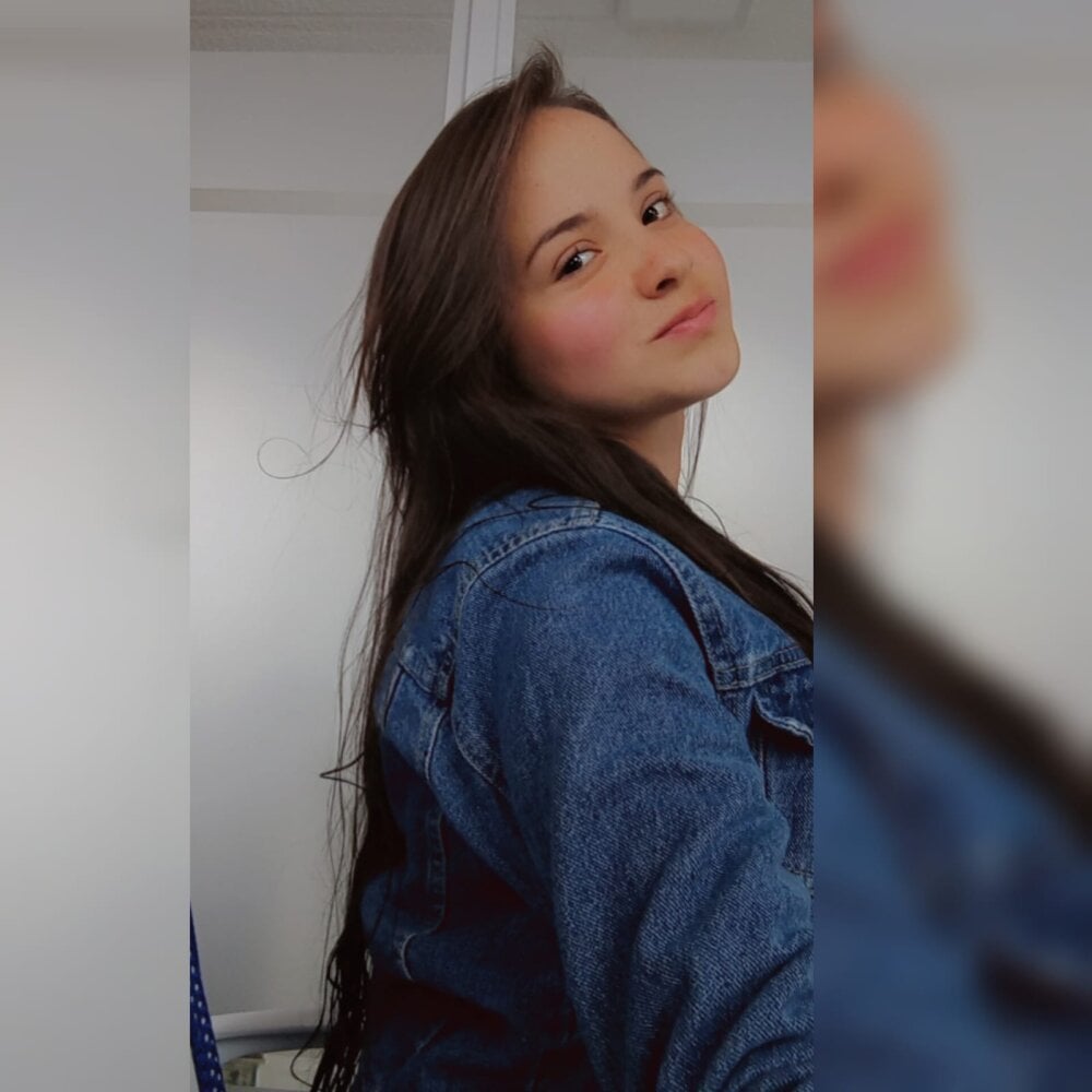 Angelsmith__'s Offline XXX Chat