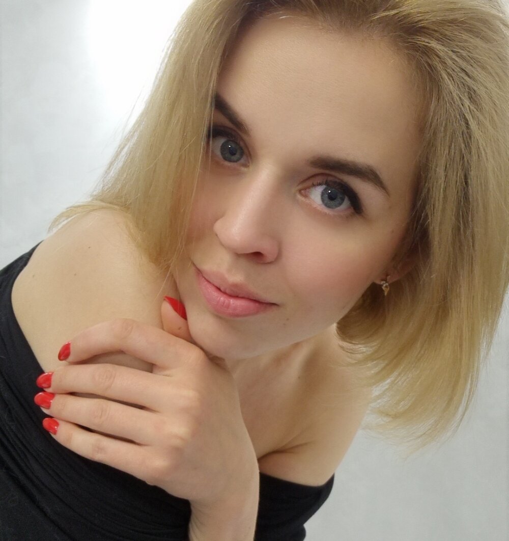 AleXXXaKiss profile