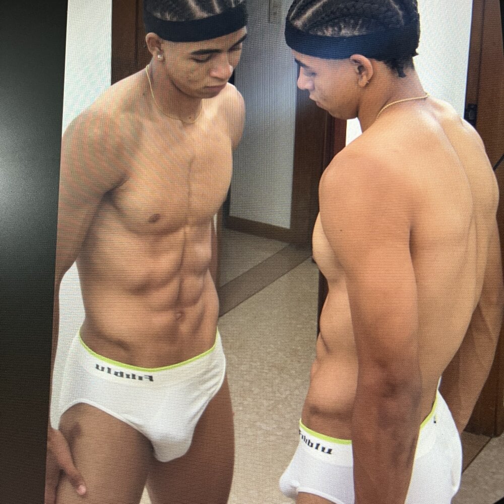 joang10 from stripchat