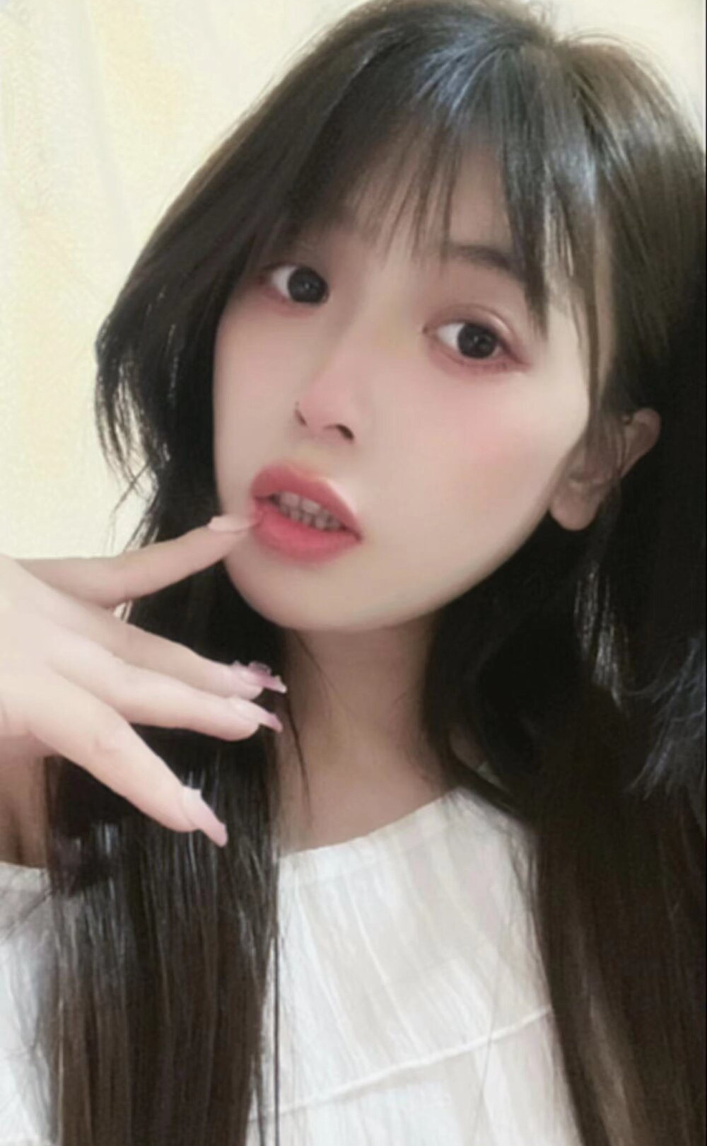 M_Mia profile