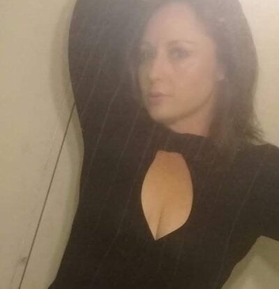 catalina77771 on StripChat