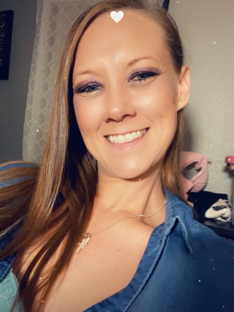 kinkymel69 from stripchat