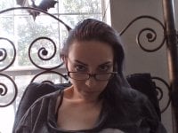 darktress' Offline Chat Room