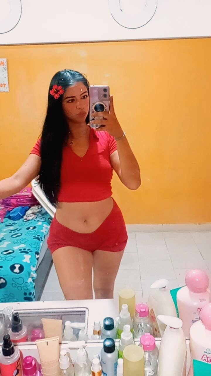 Scarlett_Grayson