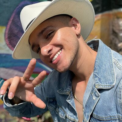 greyallen from stripchat