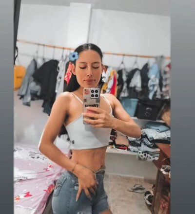 Betza_st Female Cheapestprivatesyoung Webcam Strip