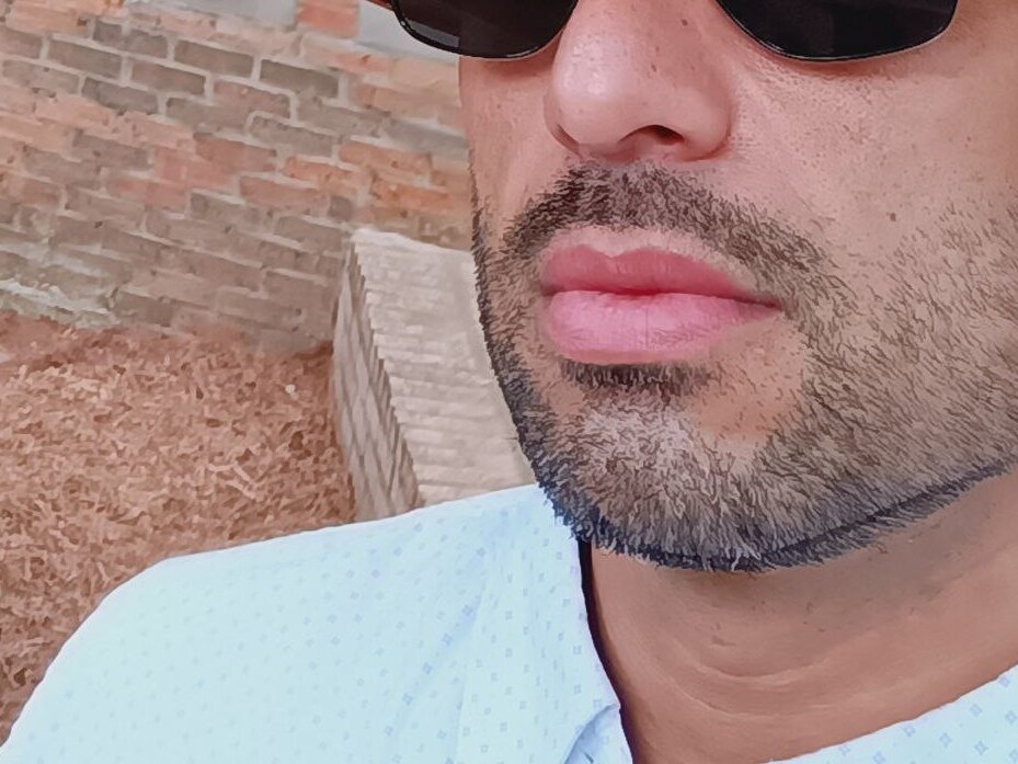 blastyoudeep@xh's Offline XXX Chat