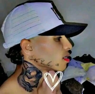 Jey_Junior Male C2c Sex Cam