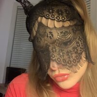 leonaladolcevita's Offline Chat Room