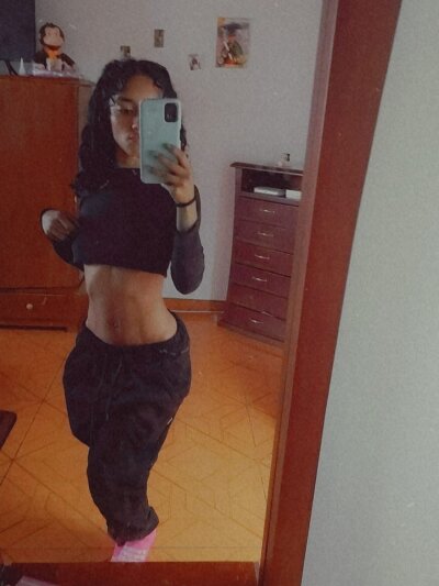 Kylie_Moan