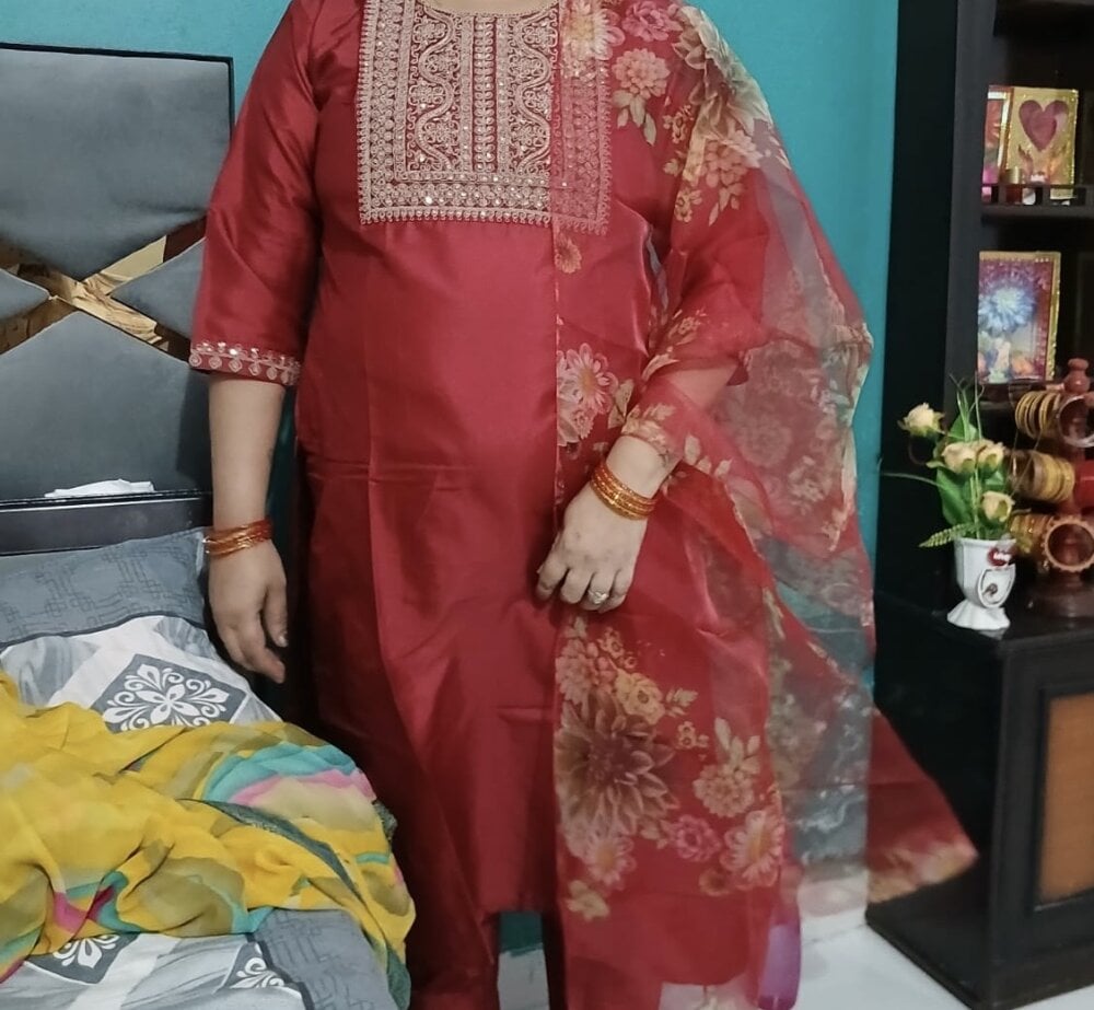 suhani88 from stripchat