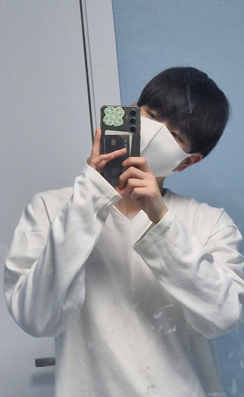 yuta_00's Offline XXX Chat