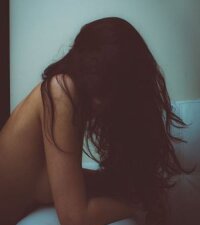 Alana_falcon's Offline XXX Chat