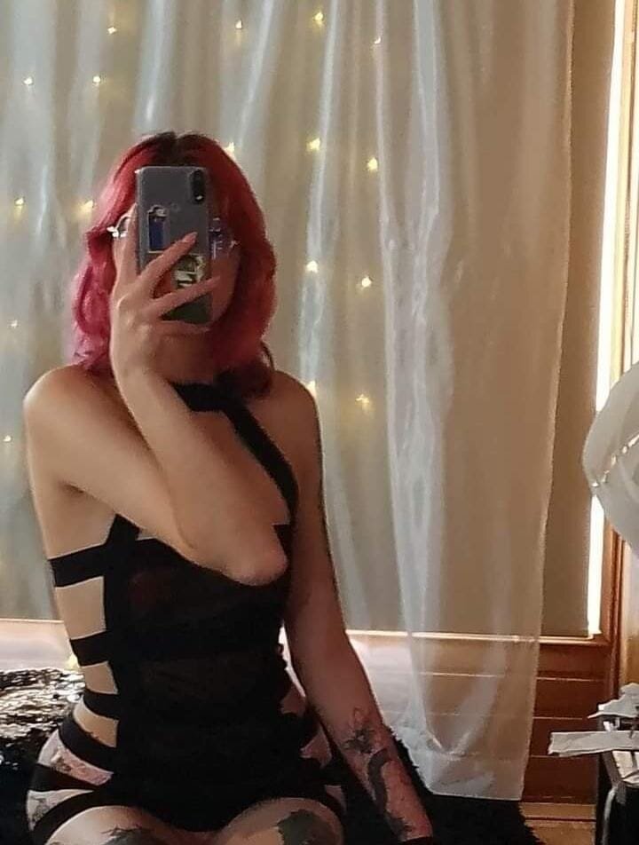 Rossie__Hunt