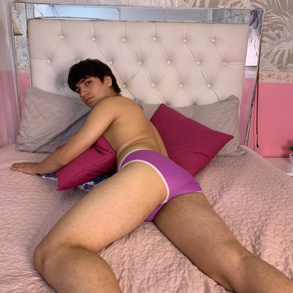 JakeSummer_'s Offline XXX Chat