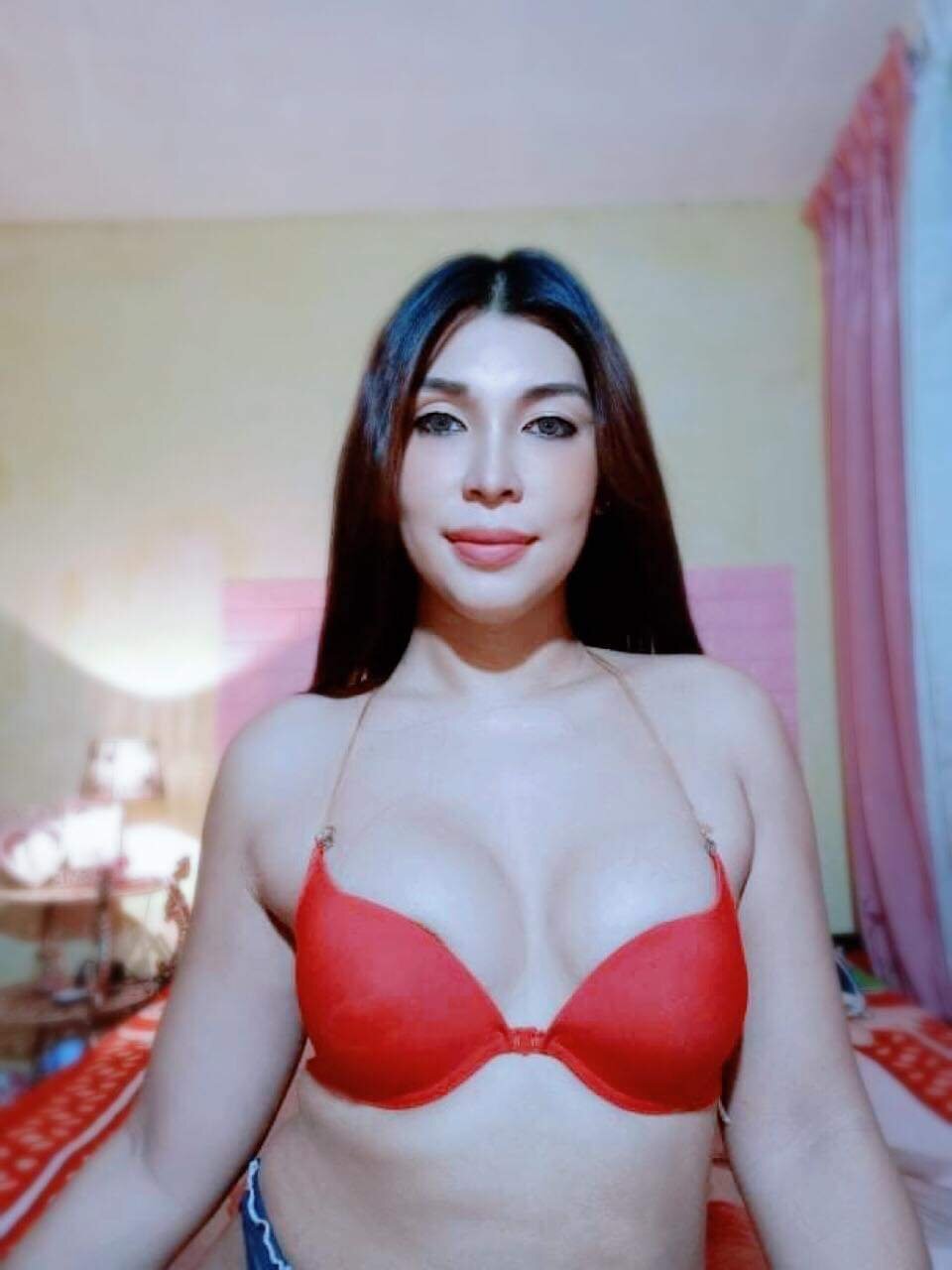 angela_trans